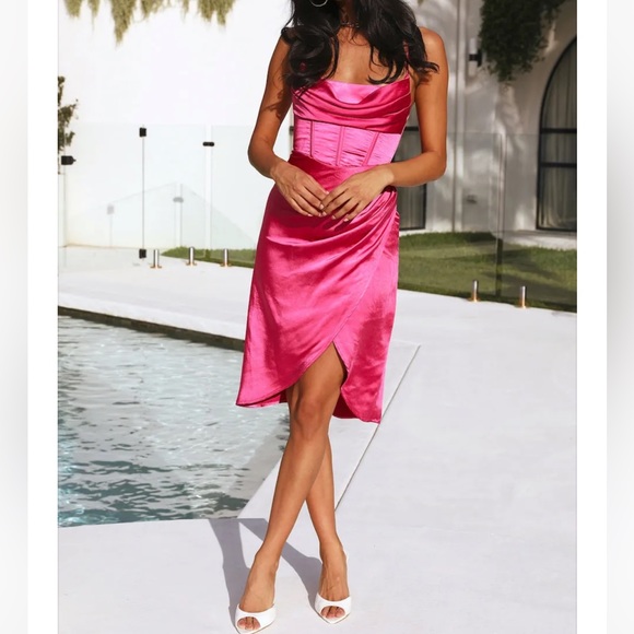 Hello Molly Dresses Nwt Hellomolly My Fierce Heart Satin Midi Dress